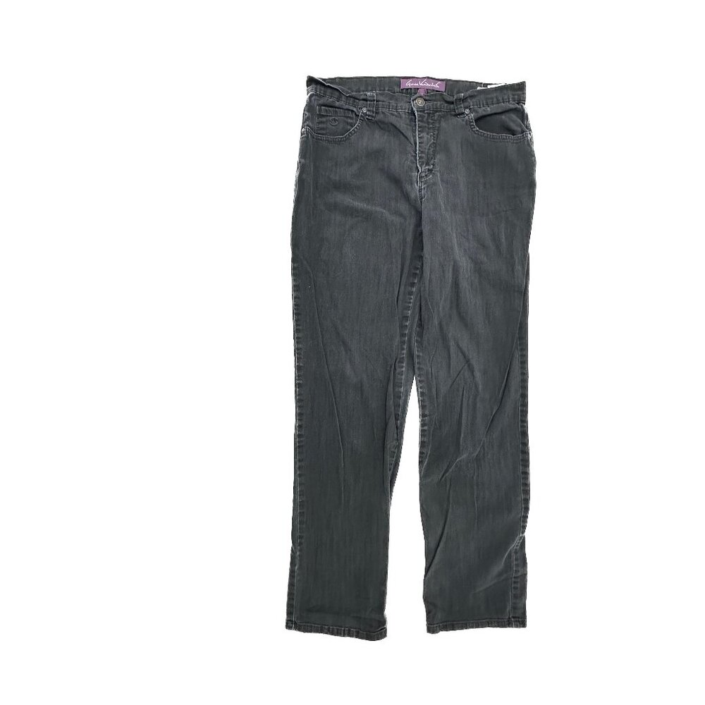 Gloria Vanderbilt Amanda Straight Leg Women's size 6 Black Denim Jeans